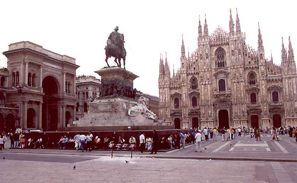 Milan piazza